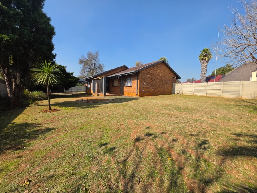 3 Bedroom Property for Sale in Roodia Free State